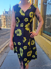 Load image into Gallery viewer, Navy & Green Sleeveless Dress