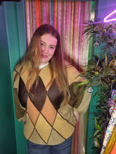 Load image into Gallery viewer, Peach & Cream Diamond Jumper