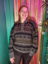 Load image into Gallery viewer, Grey Collared Vintage Jumper