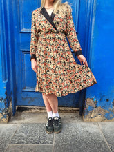 Load image into Gallery viewer, Vintage Floral Pansy Dress
